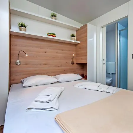 Mobile Homes Delta Marine At Lopari Campeggio *